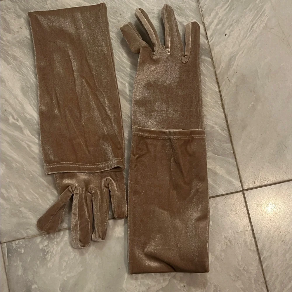 Elegant Long Velvet Gloves